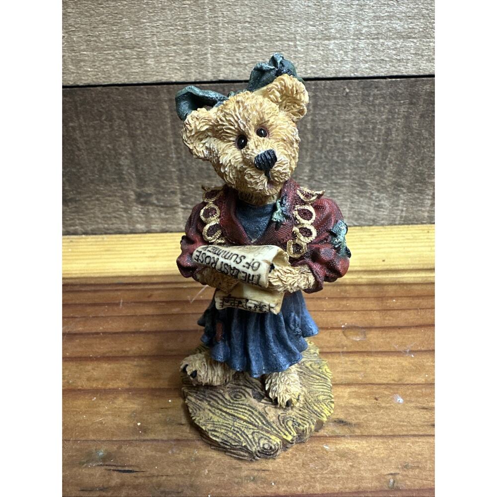 Justina the Choir Singer Boyds Bears & Friends #228324 music figurine In Box